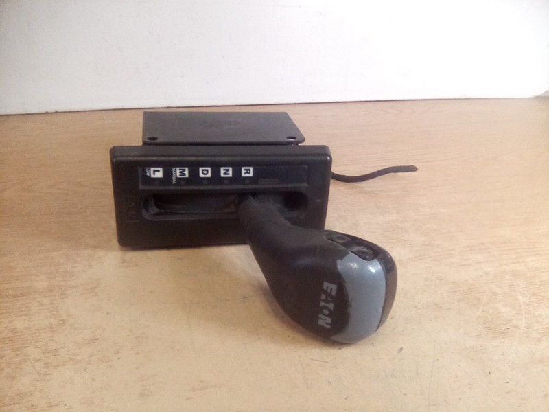 Peterbilt 579 Eaton A-7977 Shifter W/ Paccar Mount S11-6138