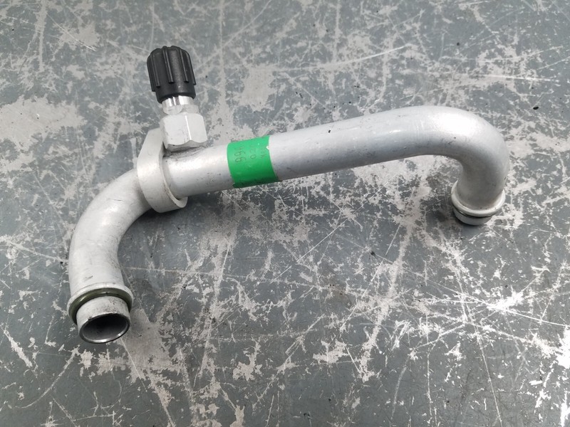 2002 Porsche 911 996 Turbo A/C Refrigerant Line #7584 M5
