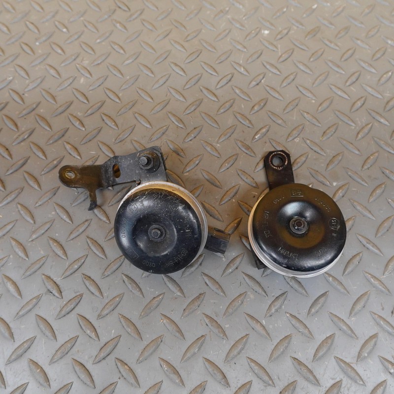 2013-2025 SUBARU BRZ HIGH & LOW NOTE TONE HORN SIGNAL W/ BRACKET OEM