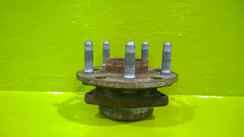 10 11 12 13 14 15 16 BUICK LACROSSE FRONT WHEEL HUB OEM 3005-78