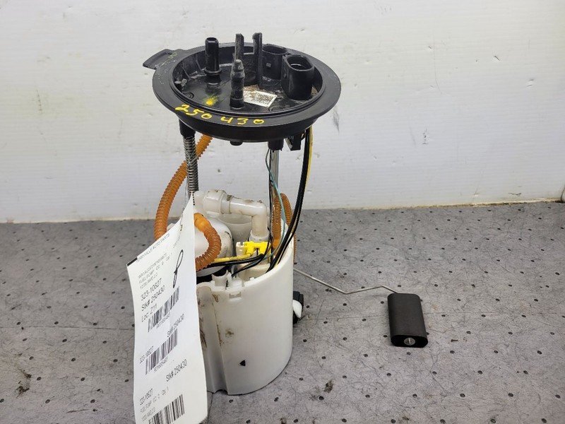 Fuel Pump Assembly Tank Mounted Fits 19-23 AUDI Q3 1685493