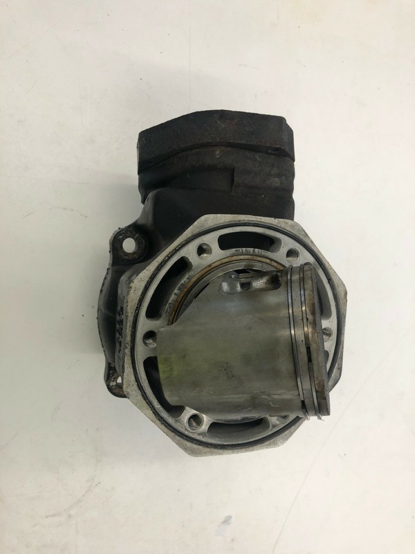 Arctic Cat Snowmobile ZRT 600 Cylinder & Piston 3005-358 CLEANED AND READY!