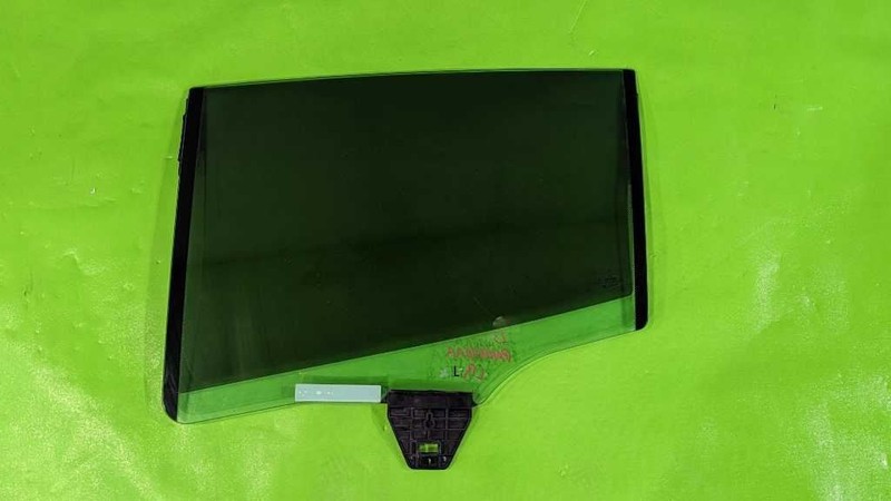 10-16 PANAMERA DRIVER LEFT REAR WINDOW DOOR GLASS OEM 4557-182