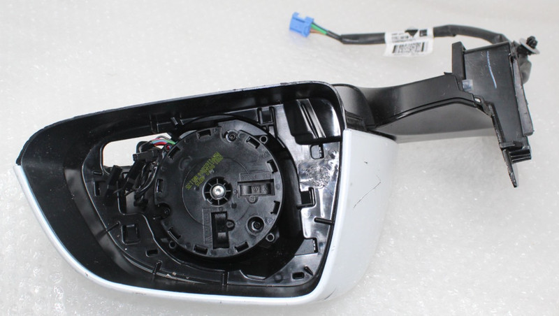 2017-2023 GenuineTesla Model 3 Right Door mirror Glass cover 1592032-99-H OEM