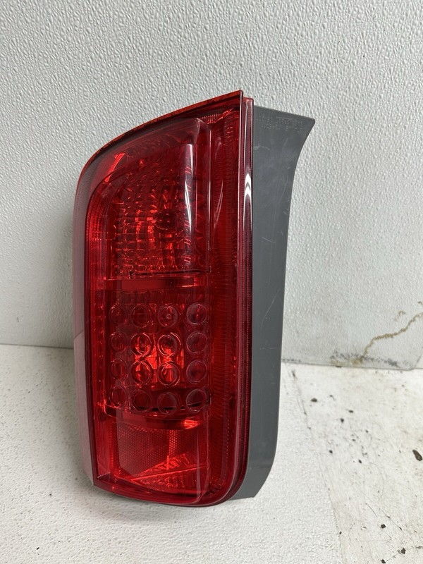 2008-2010 Scion Xb Right Passenger Tail Light Lamp Taillight Taillamp Oem