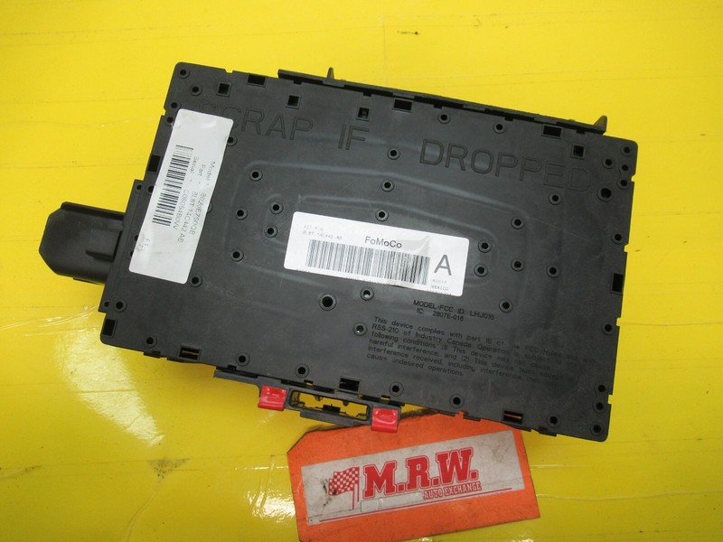 MULTI FUNCTION COMPUTER RELAY JUNCTION BOX ECM ECU 09-12 ESCAPE 09-11 MARINER