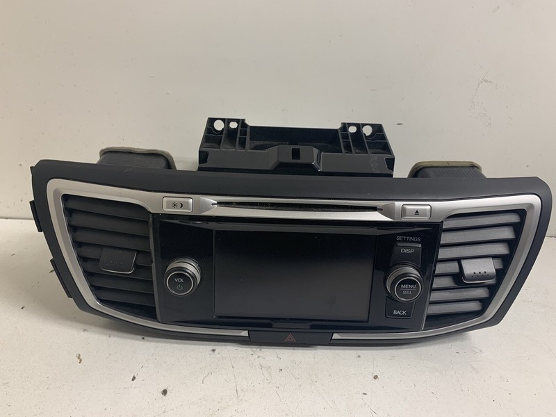 2013-2015 Honda Accord EX-L NON-NAV Radio Stereo 39101-T2A-A810-M1 Vents Screen