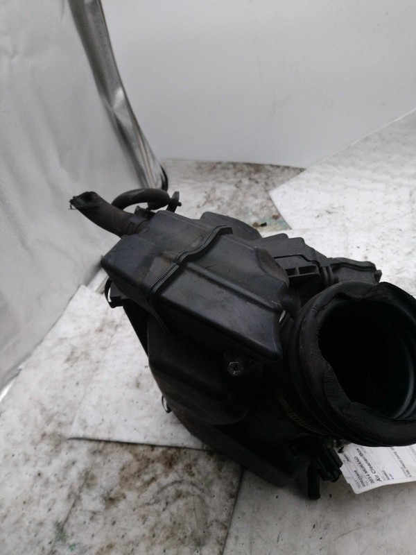 2014 Nissan Murano Air Cleaner Assembly OEM Used 3.5L Blue 197K Miles