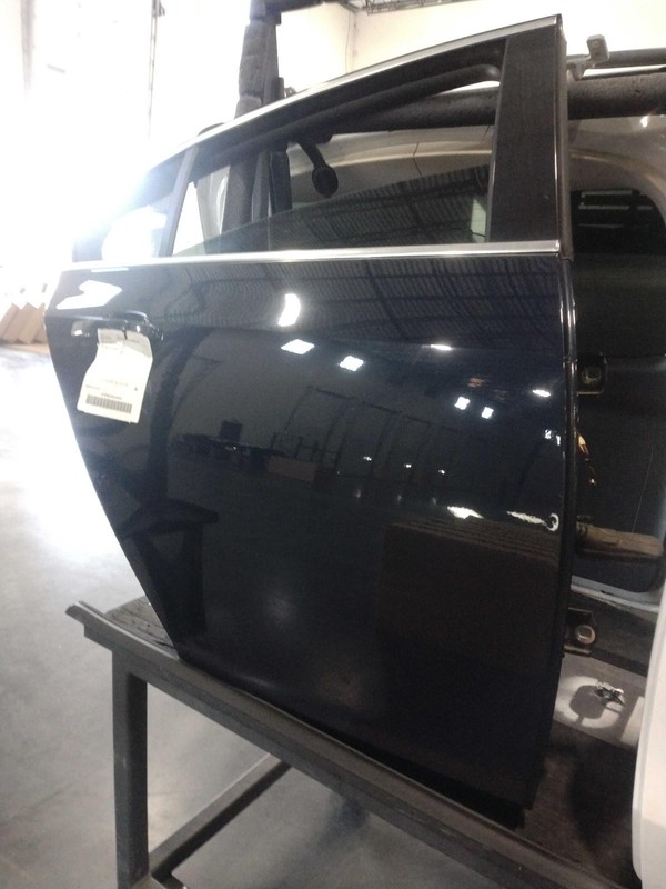 2015 Buick Regal Rear Right Door Blue - Good Condition, 143K Miles, OEM Part