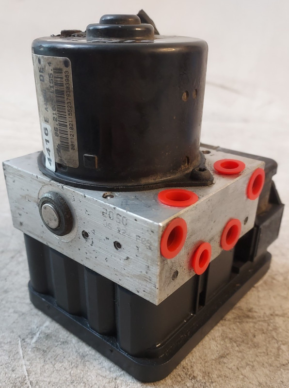 2006-2001 Mazda-5 ABS Anti-Lock Brake Pump Control Module 7N612C405CA OEM