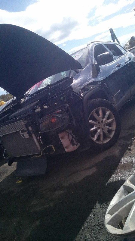 Used Windshield Wiper Motor fits: 2015 Jeep CherokeeGrade A