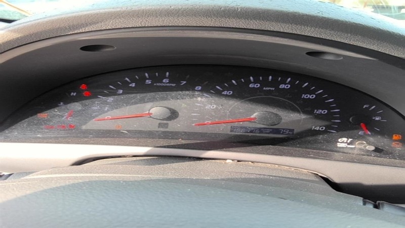 Speedometer Cluster MPH VIN F 5th Digit 4 Cylinder Fits 10-11 CAMRY 1604605