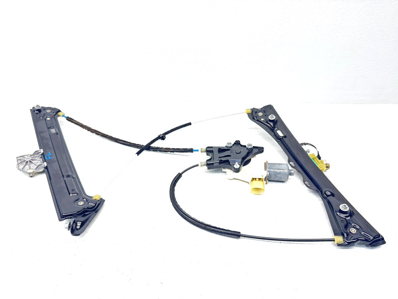 15 16 BMW M4 F82 FRONT LEFT DRIVER WINDOW REGULATOR #A0.54
