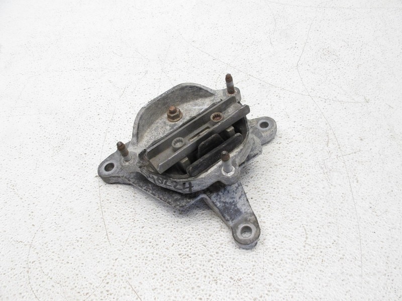 08-18 AUDI 8T A5 A4 S4 S5 QUATTRO AUTOMATIC TRANSMISSION MOUNT BRACKET OEM 04022