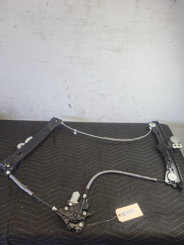 Used Oem BMW Left Driver Front Door Window Regulator for 2023 430Xi Gran Coupe