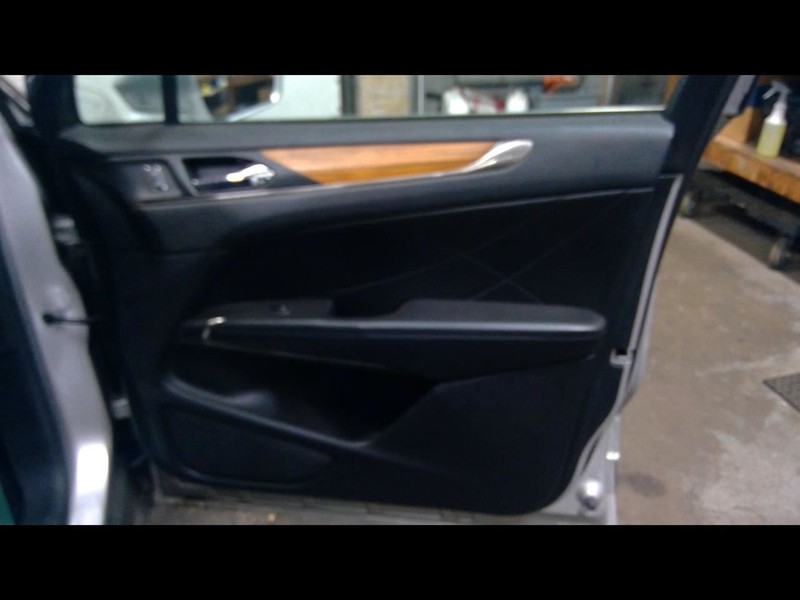 MKC 2015 Passenger Right Front Door Trim Panel 1704841