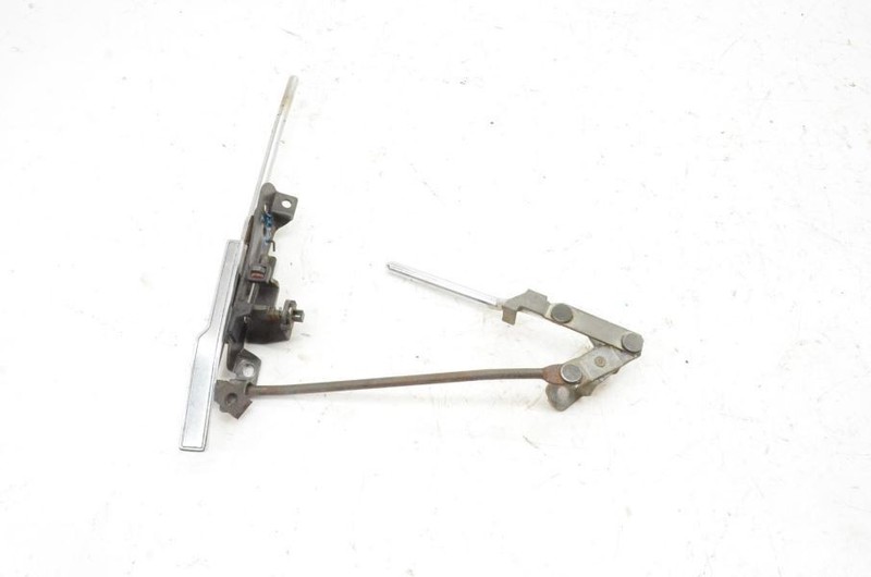 1987-1989 Nissan 300zx 2+2 Driver Left Side T Top Latch