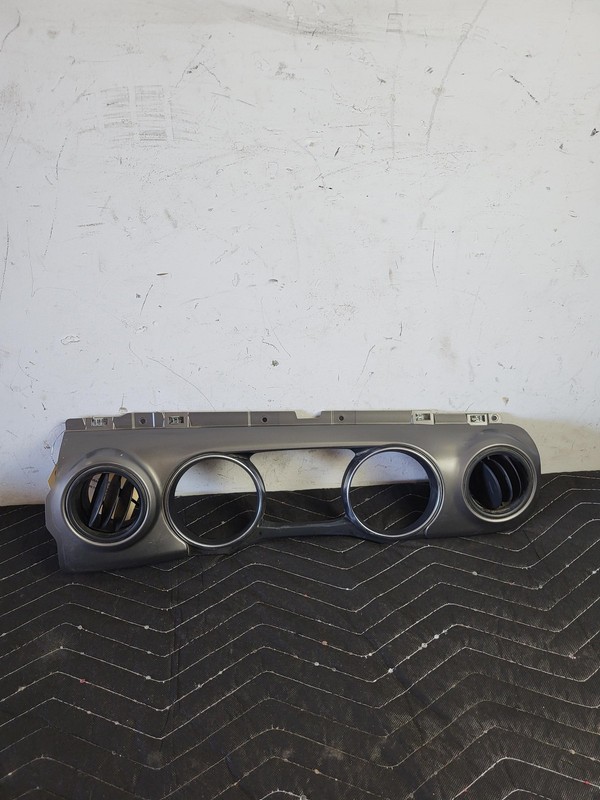 2021-2023 Jeep Wrangler RHD Speedometer Cluster Bezel Trim & Air Vent 6AD60SD5AA