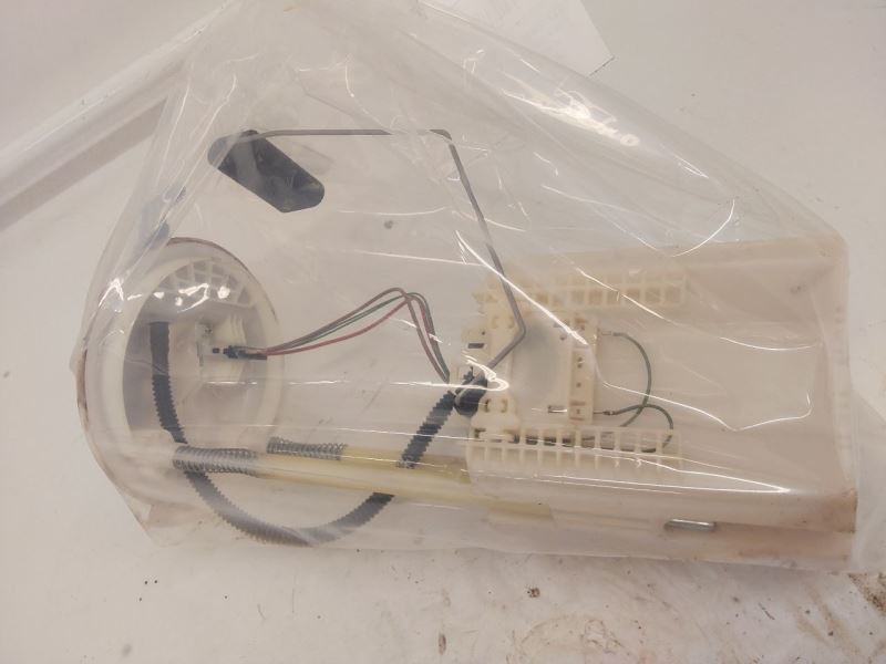 09-10 DODGE RAM 1500 Fuel Pump Assembly 5.7L VIN 1 6th Digit