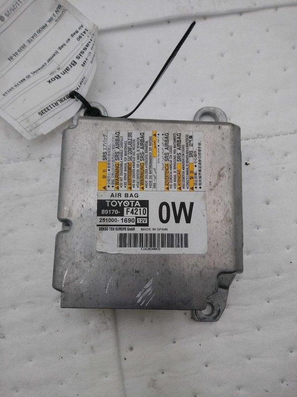Used Air Bag Module fits: 2020 Toyota C-hr Air Bag air bag center console ID 891