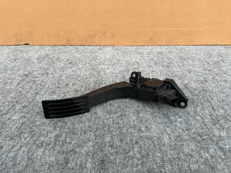 FORD MUSTANG MACH-E 2021-2025 OEM GAS PEDAL ACTUATOR UNIT ASSEMBLY