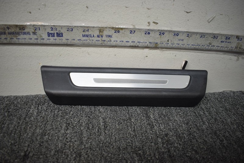2017-2019 AUDI Q7 DOOR TRIM PLATE FACTORY OEM