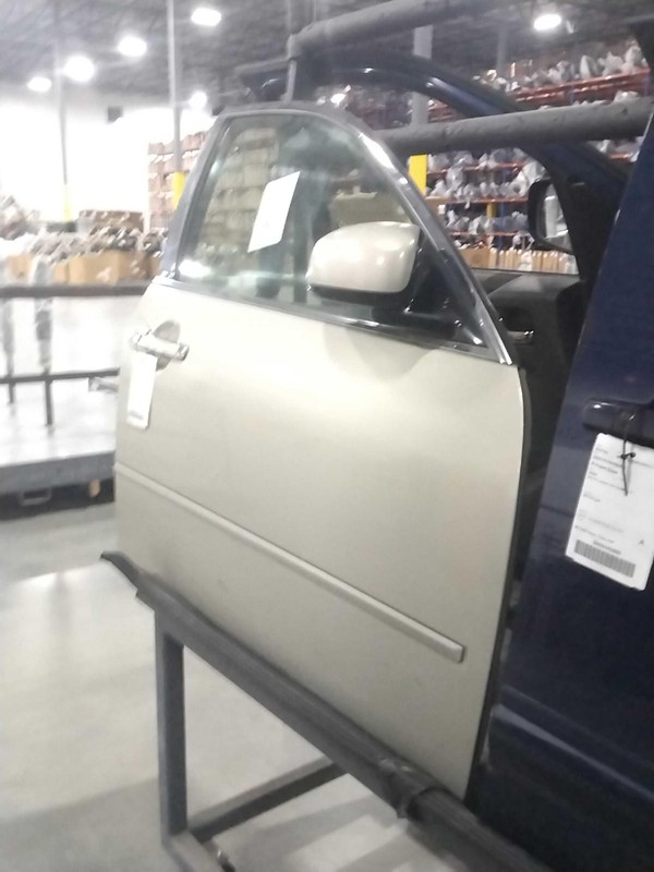 2006 INFINITI M35 Right Front Door Gold OEM Used 584695 179K Miles