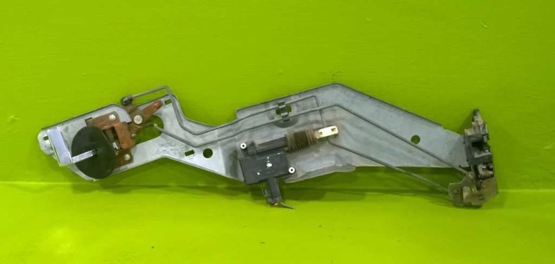 92-96 ROADMASTER SW RIGHT REAR INTERIOR DOOR HANDLE W/LOCK ACTUATOR OEM 3410-33