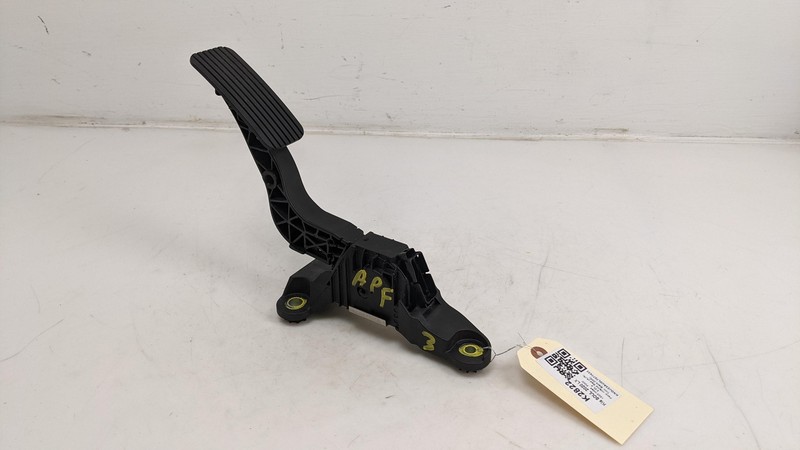 Gas Accelerator Pedal 2020 Kia Soul 32700-F2100 2021 2022 2023