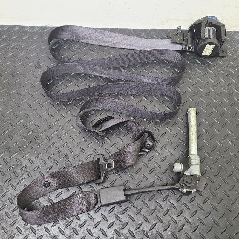 2010 GMC Acadia Right Passenger Seat Belt Retractor Black OEM 19256226