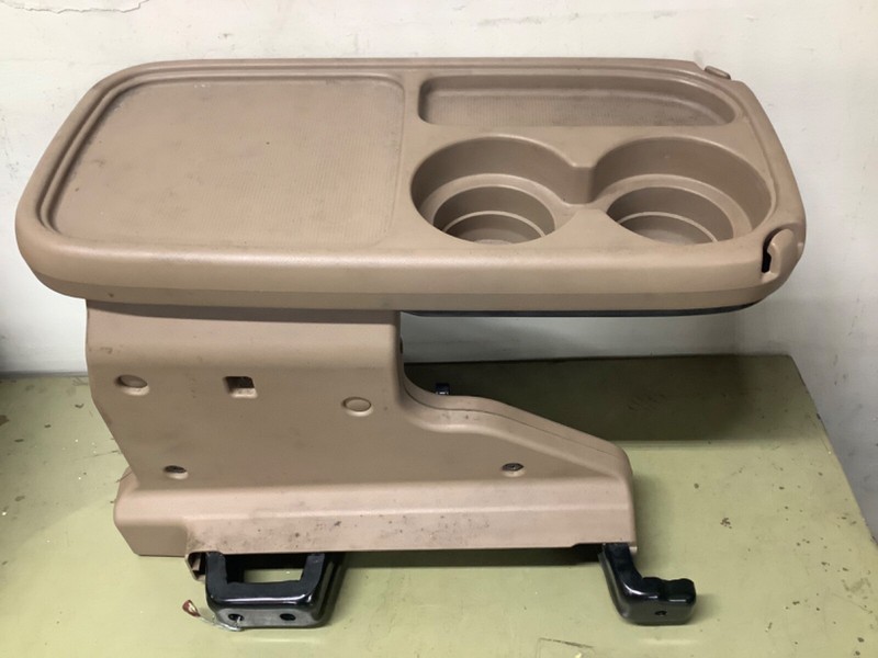 02-06 CR-V Center table console, folding tray cup holdersaddle color Used OEM