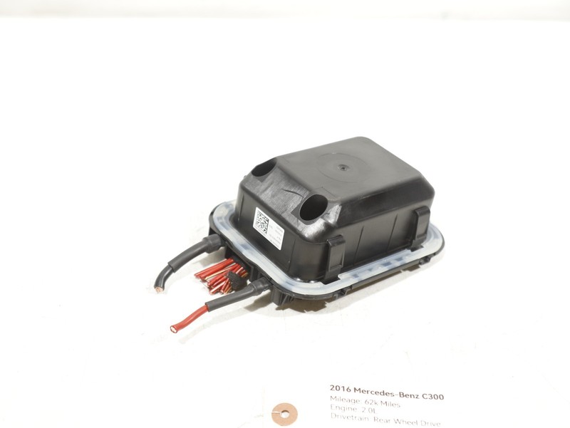 2015-2018 Mercedes W205 C300 AMG Dash Cabin Fuse Relay Box OEM 62K