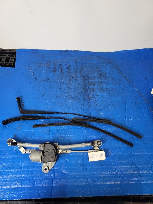Used Oem Alfa Romeo Windshield Wiper Motor Linkage for 2017-2019 Giulia 2.0L