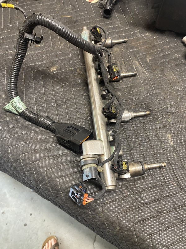 2019 Kia Sorento L Fuel Rail OEM 35340-2GGA1