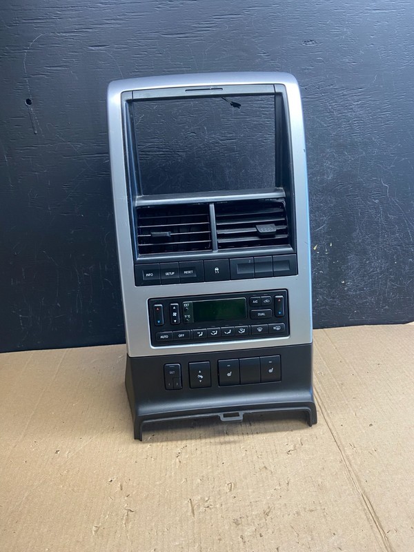 2006 - 2010 Ford Explorer Radio Heater Climate A/C Control BezelTrim AE3839 DG
