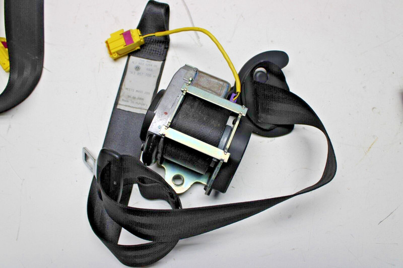 07 VOLKSWAGEN GOLF GTI 2DR FRONT RIGHT PASSENGER SIDE SEAT BELT VIN K