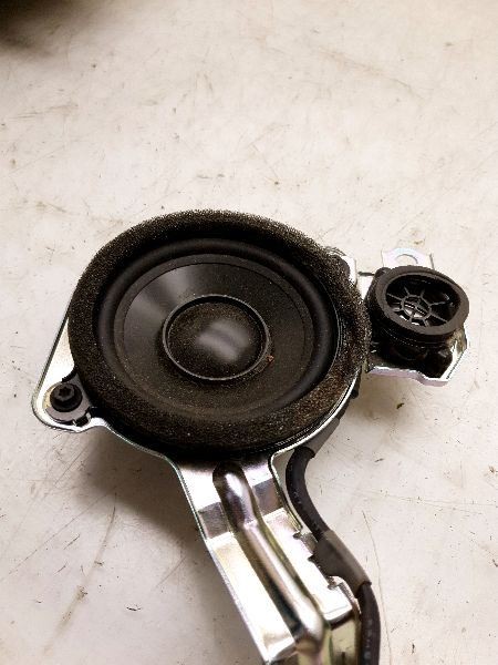 07-10 11 12 LEXUS LS460 DRIVER SIDE REAR QUARTER SPEAKER ASSEMBLY