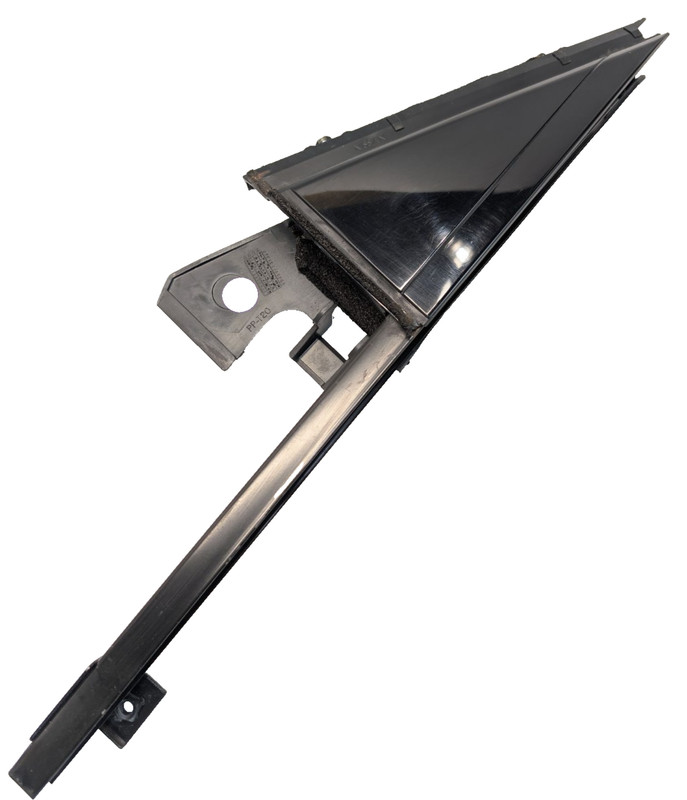 2013-2020 INFINITI QX60 JX35 OEM REAR RIGHT SIDE DOOR WINDOW CORNER TRIM MOLDING