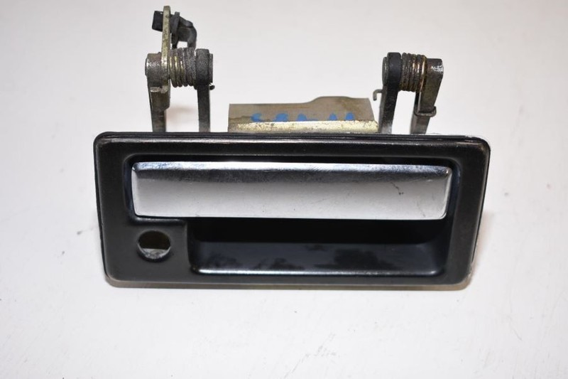 1982-1983 DATSUN 280ZX L28 S130 FAIRLADY PASSENGER RIGHT EXTERIOR DOOR HANDLE