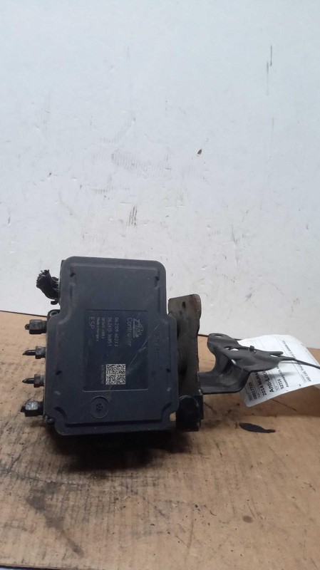 2014 Nissan Murano ABS Pump & Motor Assembly OEM 476601V40B 140k Miles