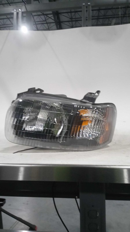 2002 Ford Escape Left Headlight Assembly Blue OEM Used 83178 270K Miles