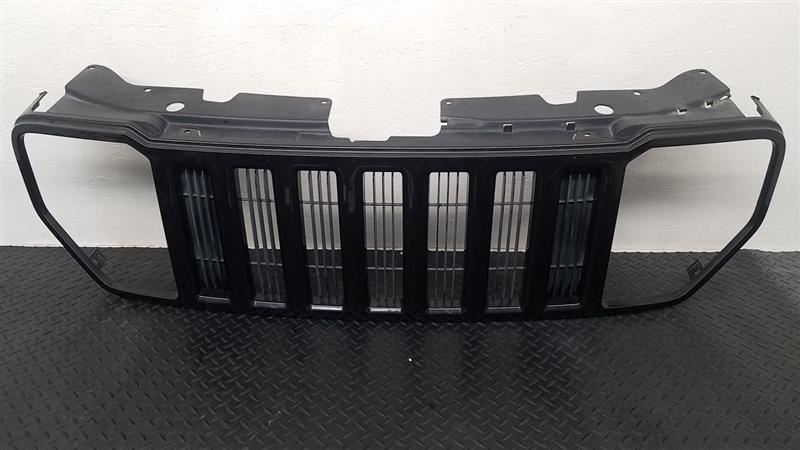 08-12 Jeep Liberty Front Grille Black OEM 5KH101W1AD