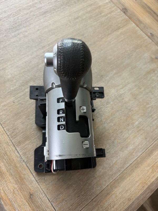 2007 MITSUBISHI ECLIPSE AT SHIFT SHIFTER ASSEMBLY w KNOB 07