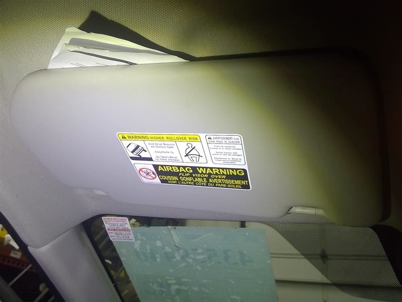 Driver Left Sun Visor With Illumination Fits 21-25 ROGUE 1730910