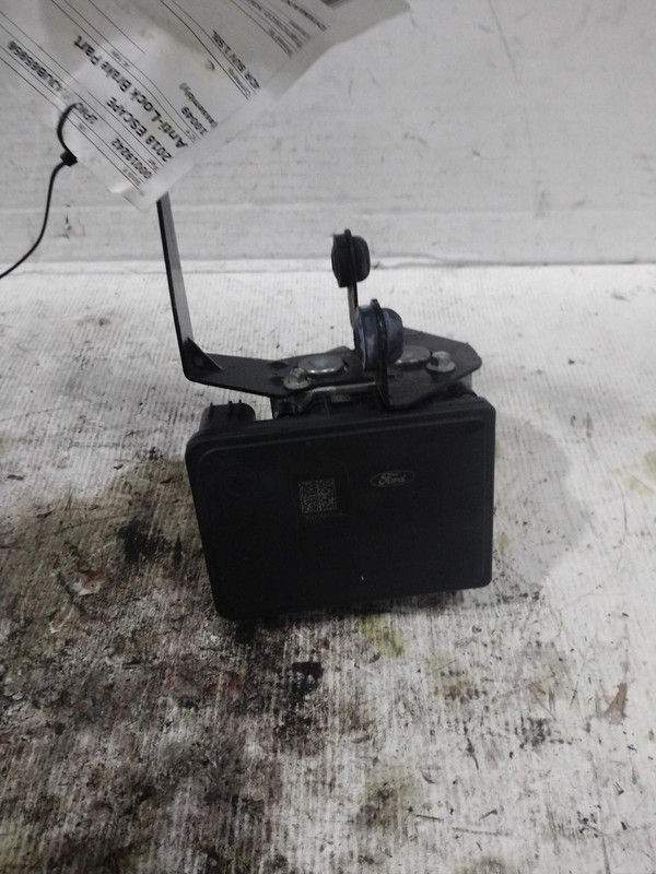 2018 Ford Escape ABS Pump & Motor Assembly OEM 641866 Silver 82K Miles