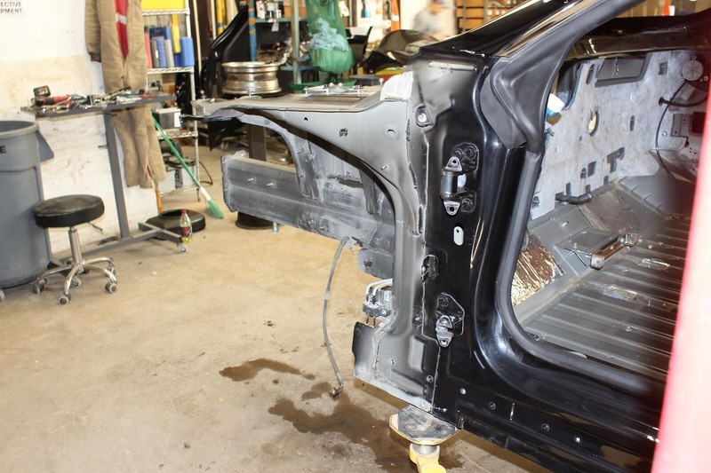 12-16 Tesla Model S Driver Left Front Inner Structure Cut