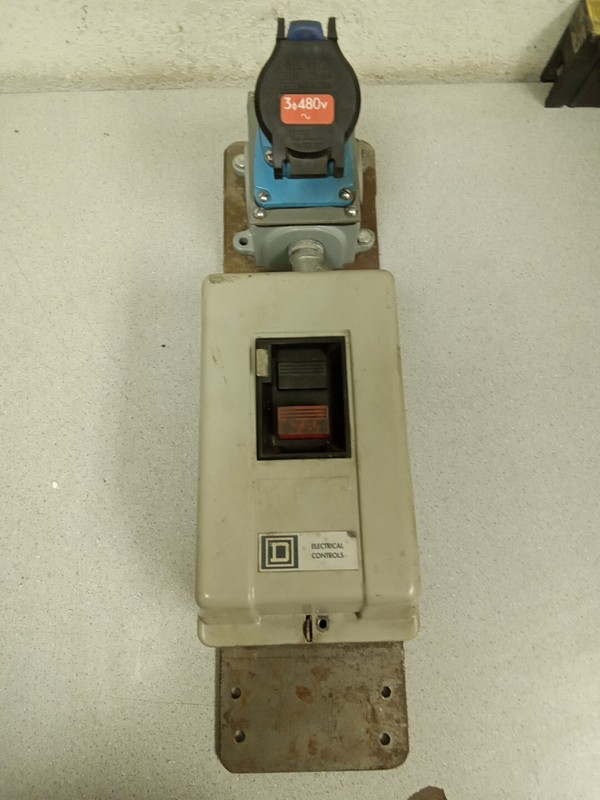 SQUARE D 2510 MCG 3 MANUAL MOTOR STARTER SER A WITH ENCLOSURE WITH MELTRIC CORP