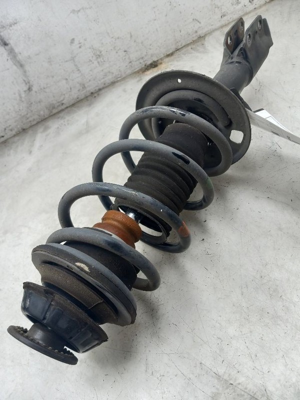 12 13 14 15 16 17 18 19 TOYOTA YARIS L FRONT DRIVER LEFT STRUT