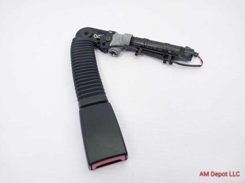 2012 BMW 535i 528i 550i M5 F10 Front Right Passenger Seat Belt Buckle 9115306