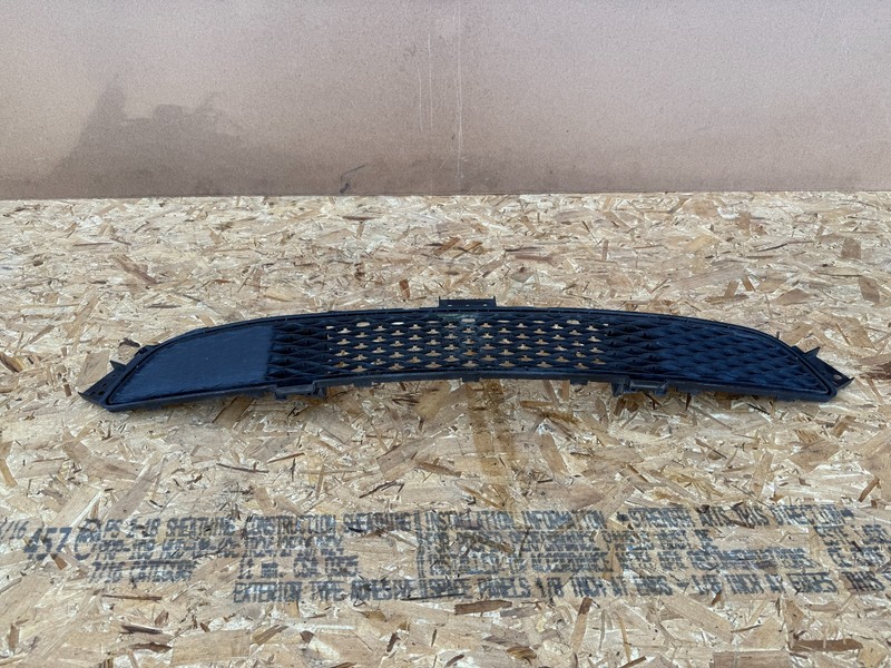 INFINITI Q50 14-17 OEM FRONT LOWER BUMPER GRILLE W/ LEFT &RIGHT BRACKET ASSEMBLY